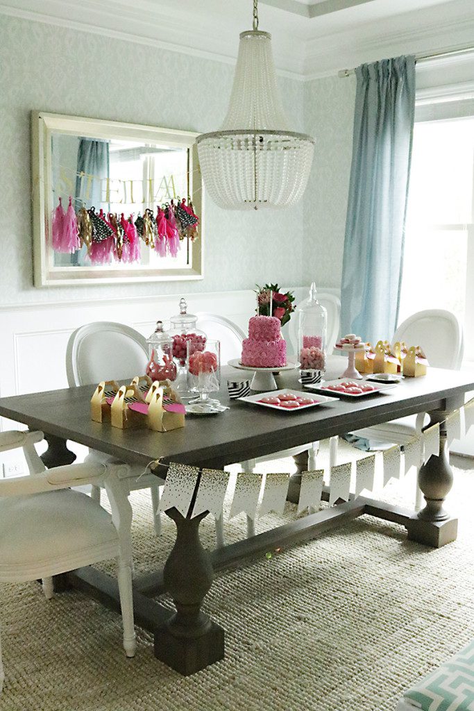 pink-gold-birthday-table