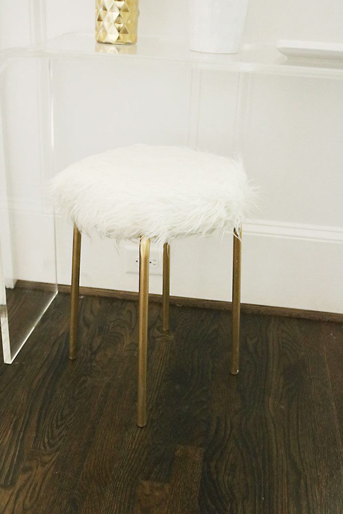 diy-ikea-hack-white-fur-stool-gold-legs