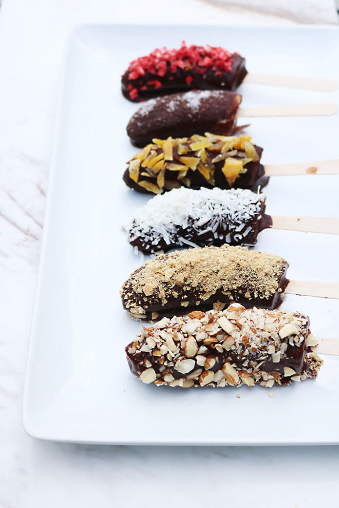 banana-pops-with-raw-cacao