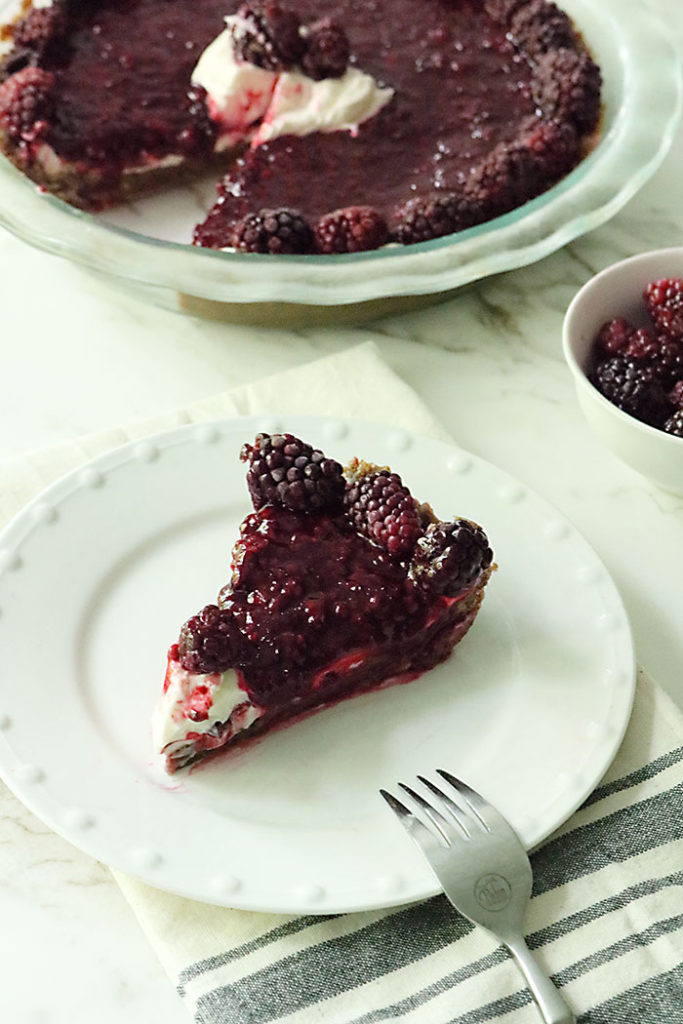 blackberry-pie-slice-healthy