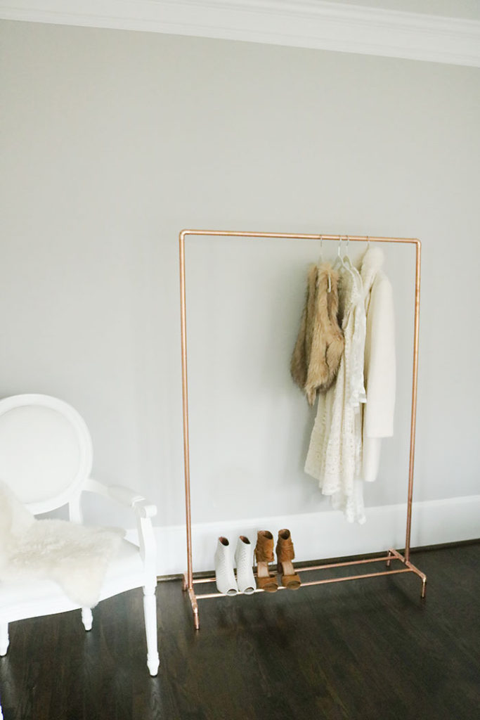 diy copper clothing rack, how to make a copper clothing rack, modern clothing rack, diy clothing rack, metal clothing rack, diy project