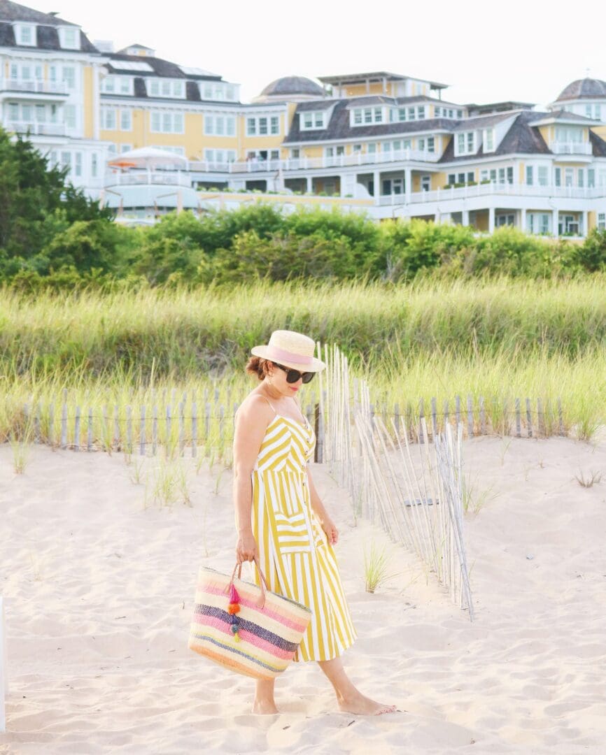 Summer in New England,  What to Wear to The Ocean House in Rhode Island, Summer beach activities in New England || Top CT Lifestyle Blogger Darling Darleen #theoceanhouseri