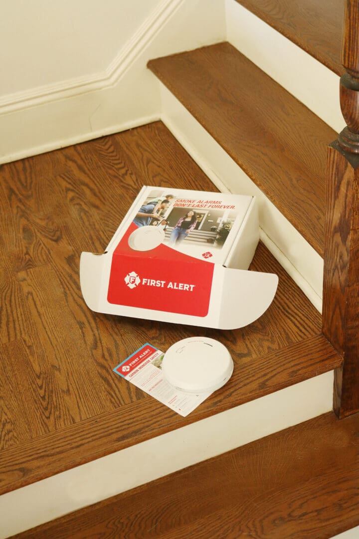 5 Quick Home Maintenance Tips with First Alert to keep your home safe and protected from smoke and carbon monoxide.  
@FirstAlert #TimeToReplace #FirstAlert #ad 