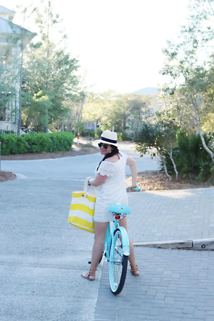off-the-shoulder-dress-on-bike-with-bag