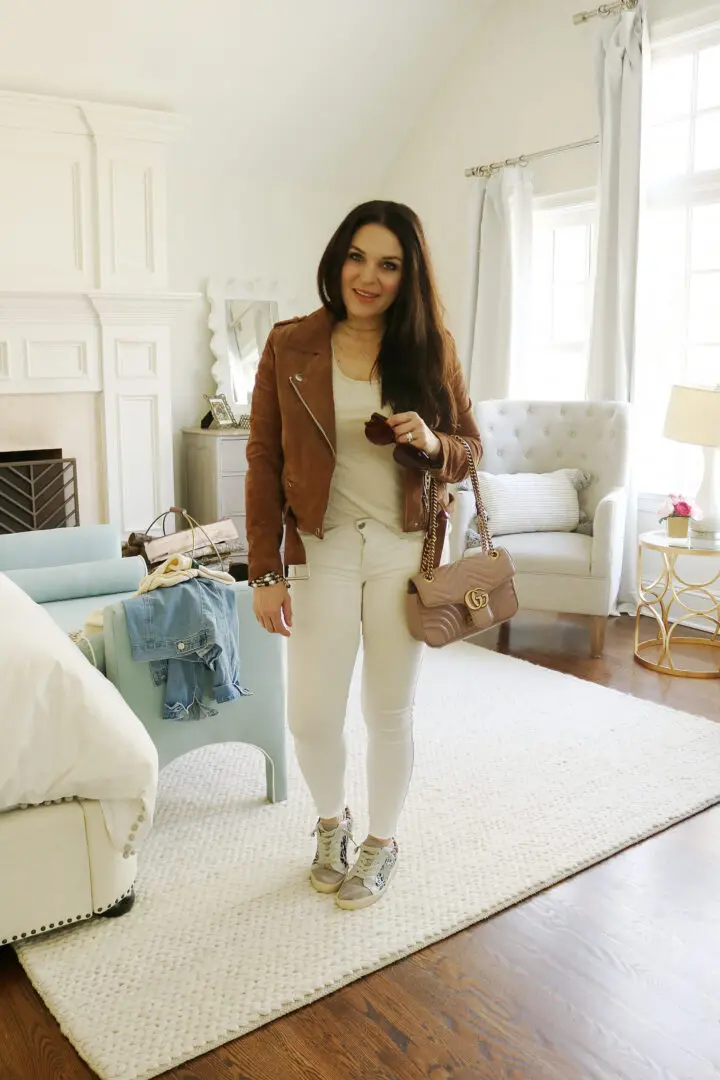 What to wear in Spring when it is Still Cold, transitioning winter to spring, outfit ideas, spring jackets and spring sweaters, casual spring outfits || Darling Darleen Top Lifestyle Blogger