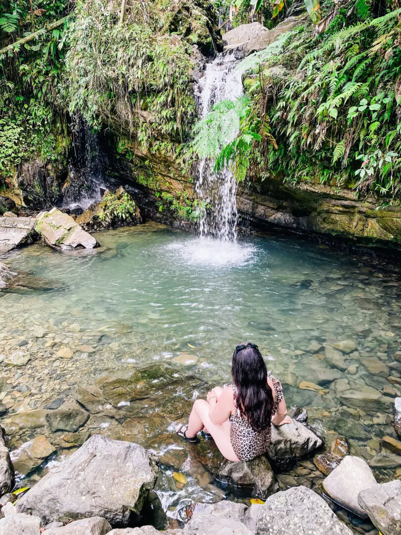 An Itinerary Traveling to Puerto Rico with Kids of where to stay and what to do for a full week!  This is a perfect guide for traveling with older kids ||  Darling Darleen Top Lifestyle CT Blogger #puertorico #oldsanjuan #elyunquerainforest