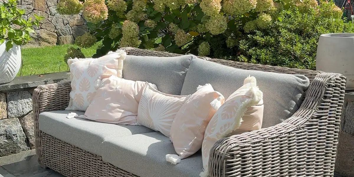 How to Clean Outdoor Cushions