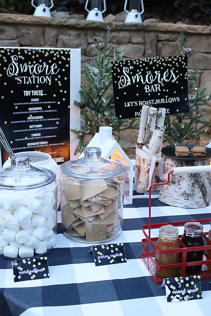 Outdoor S'mores Bar + FREE Printables - Darling Darleen | A Lifestyle ...