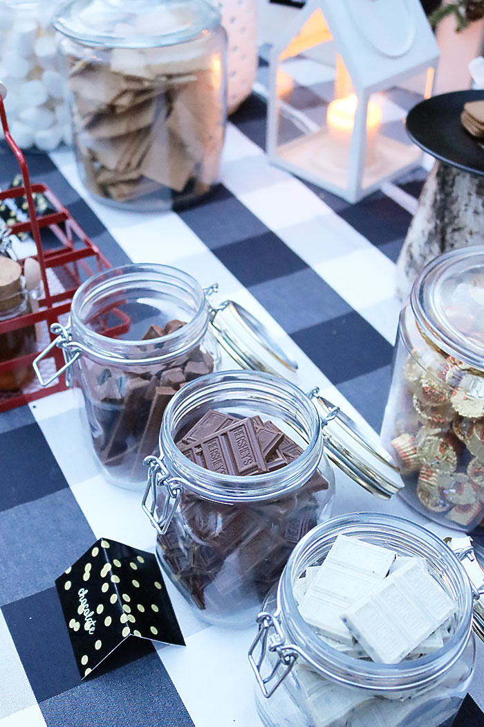 Outdoor S'mores Bar + FREE Printables - Darling Darleen | A Lifestyle ...
