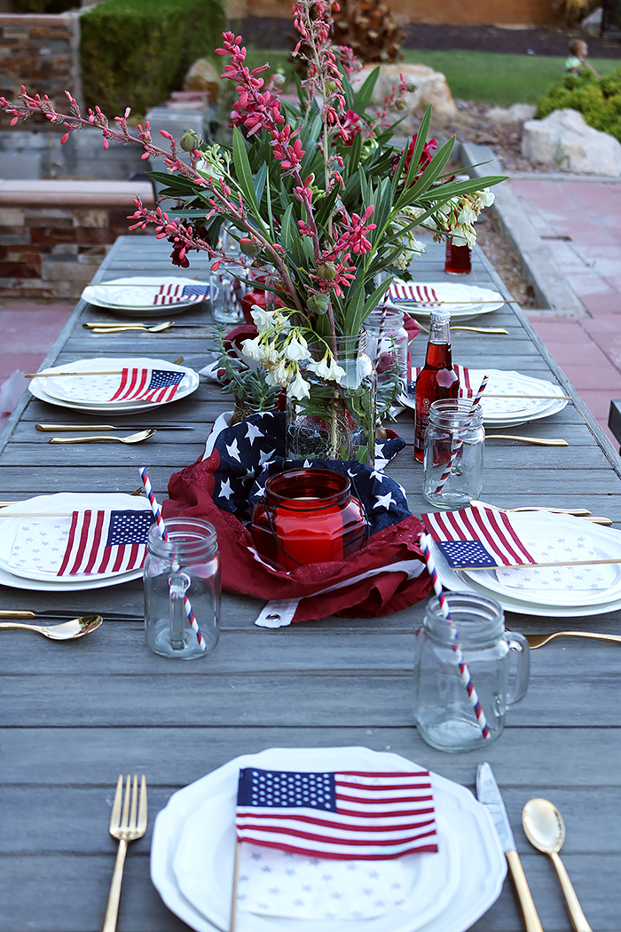 Fourth Of July Tablescape - Darling Darleen | A Lifestyle Design Blog