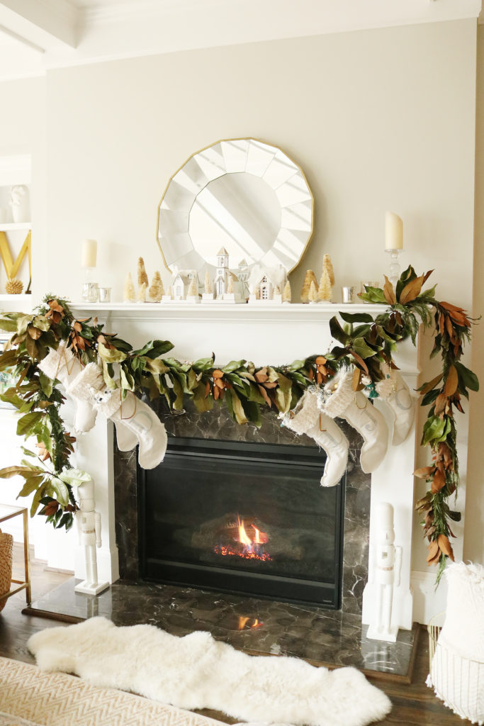 Magnolias for Christmas - Darling Darleen | A Lifestyle Design Blog