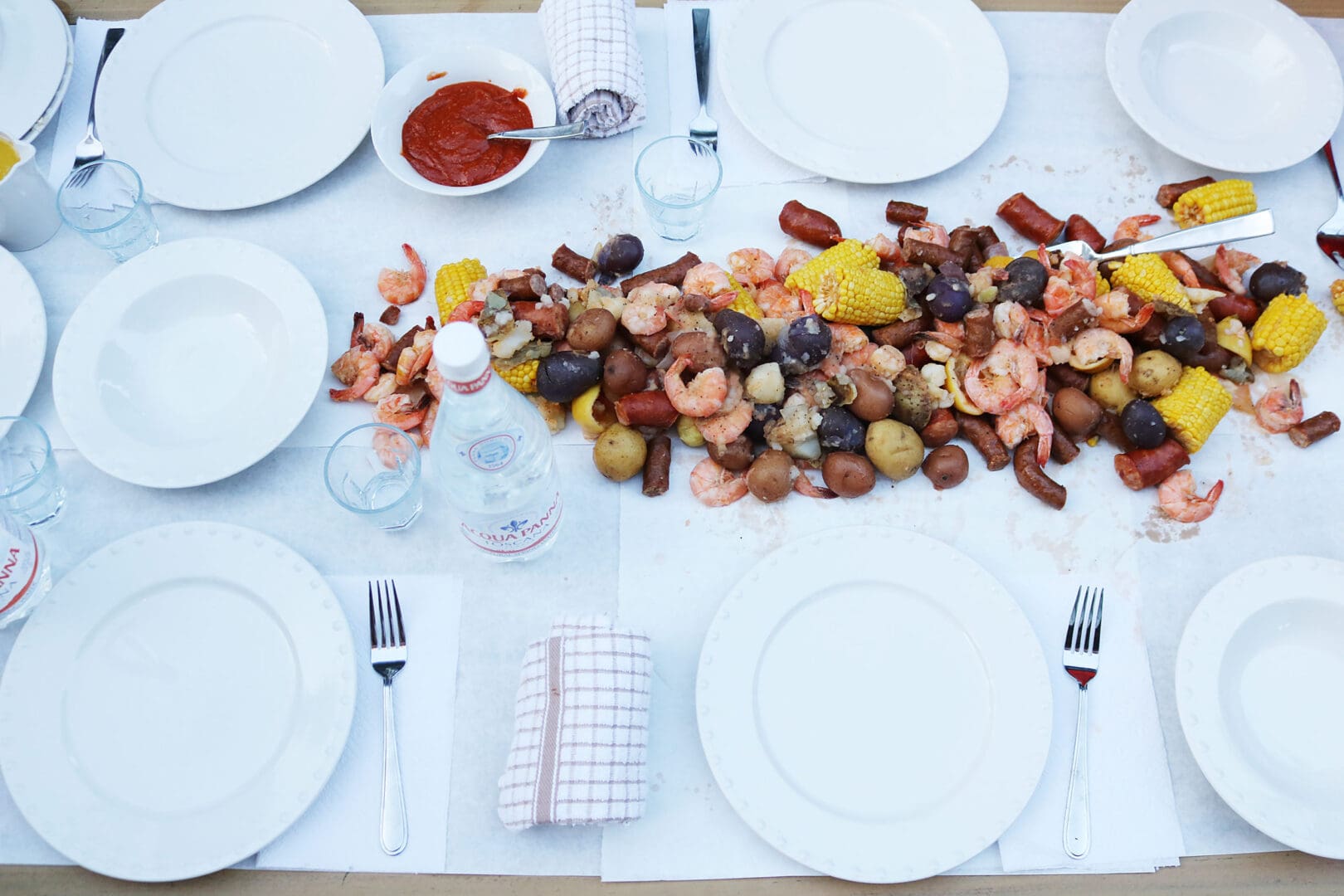 How To Throw A Low Country Boil - Darling Darleen | A Lifestyle Design Blog