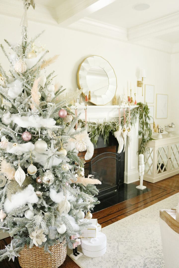 A Pink Christmas - Darling Darleen | A Lifestyle Design Blog