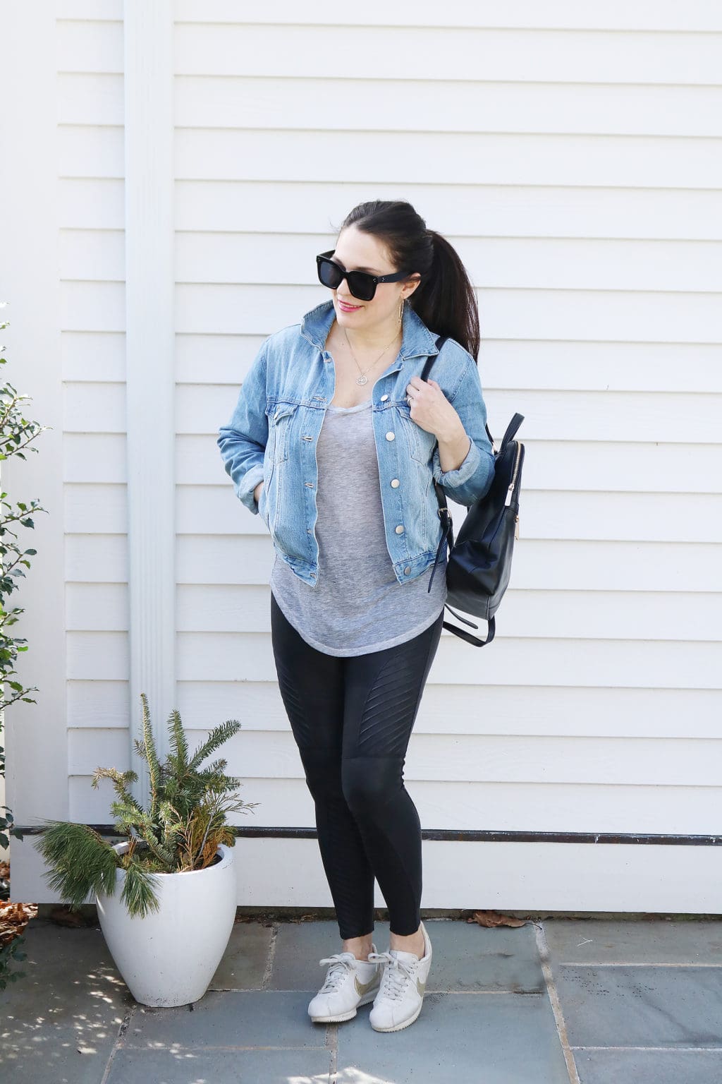 4 Jean Jacket Outfit Ideas - Darling Darleen | A Lifestyle Design Blog