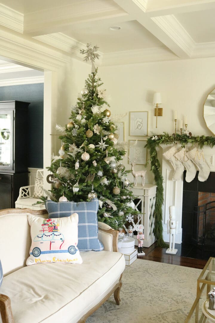 Natural and Neutral Christmas - Darling Darleen | A Lifestyle ...