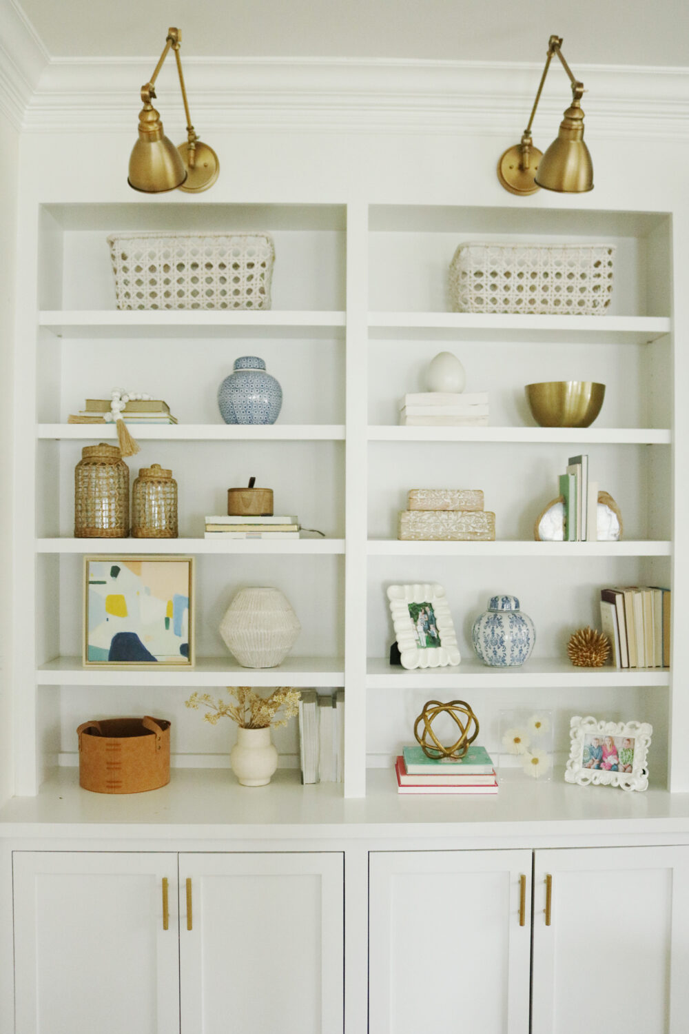 Bookshelf Refresh - Darling Darleen | A Lifestyle Design Blog