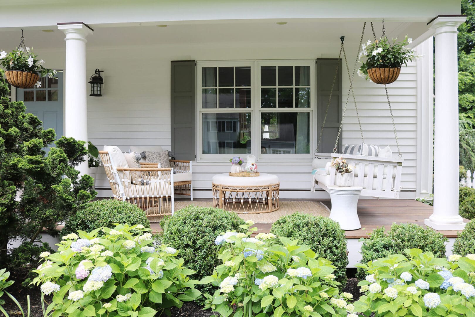 Wicker Patio Furniture Set - Darling Darleen | A Lifestyle Design Blog
